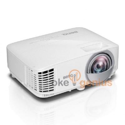 Projector MW826ST