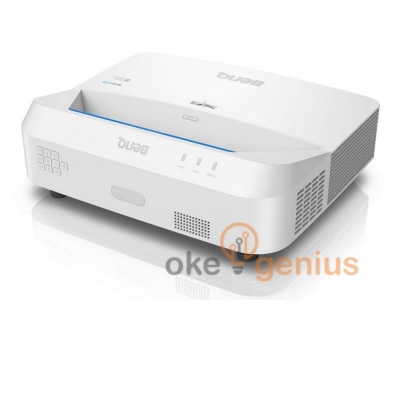 Projector [LH890UST]